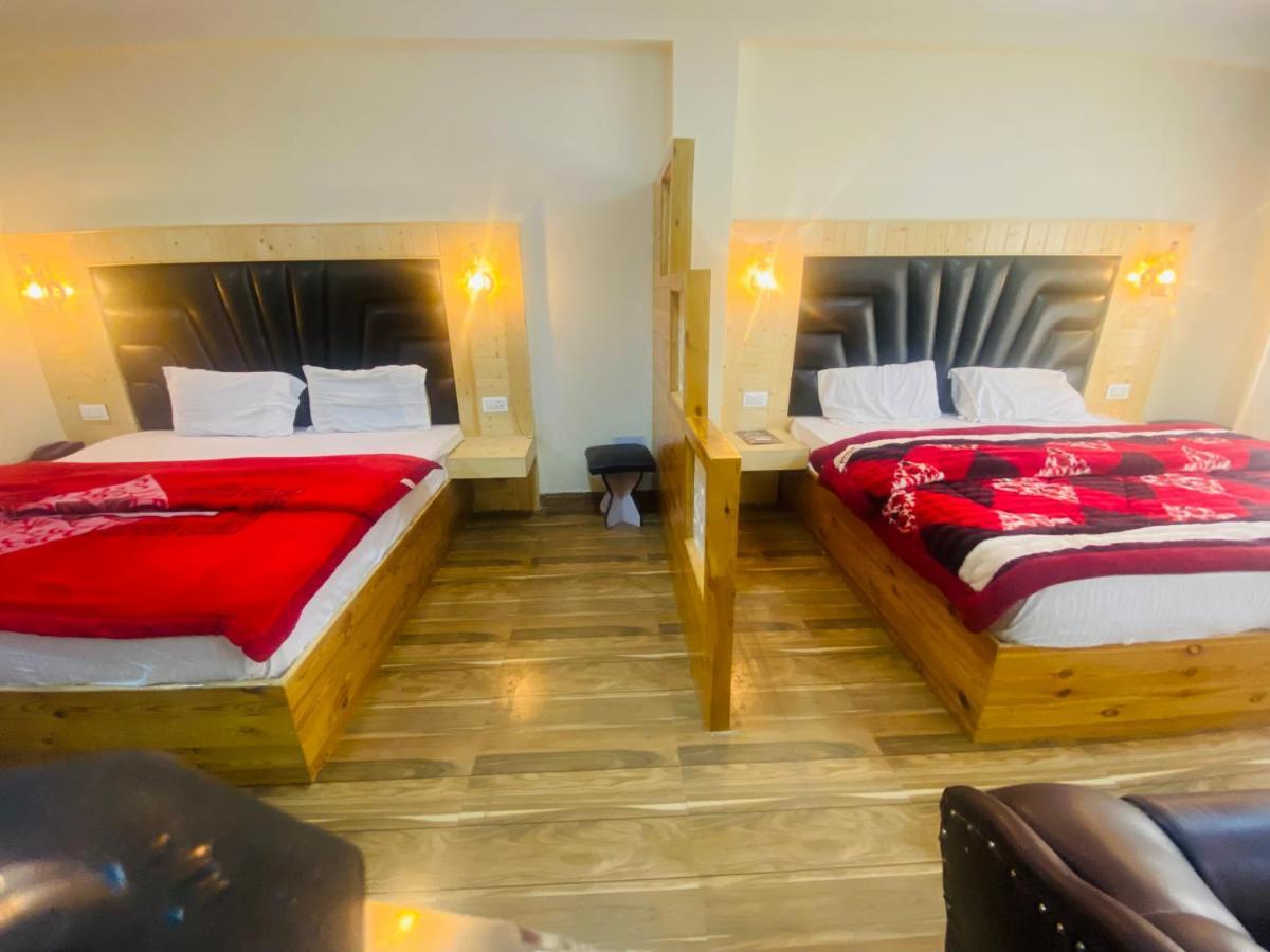 Hotel Hawa Mahal Manāli Esterno foto